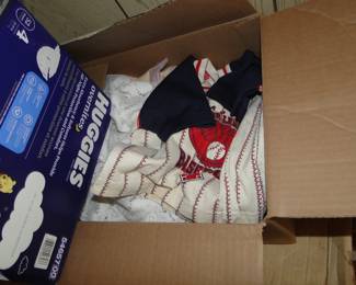 Lots of children's clothes 