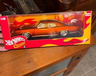 HOT WHEELS!