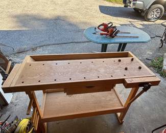 Portable work bench 