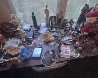 knickknacks