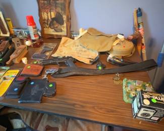 hunting knickknacks