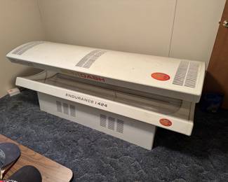 Tanning bed