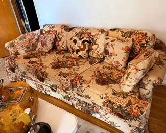 Vintage couch $500.00
