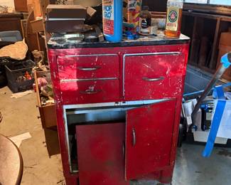 Metal Tool cabinet 