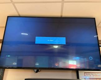 BCD117 - 54.5" Vizio TV with Wall Mount