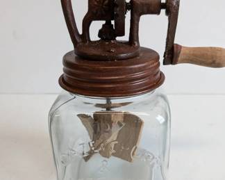 Lot 527: Dazey butter churn