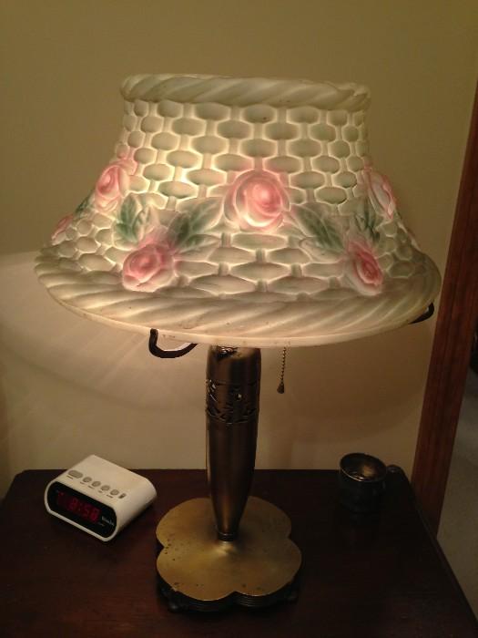 Bonnet Lamp Tiffany Style 