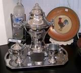 Love this set! Chrome coffee pot, cream and sugar on accompanying tray