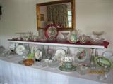 Nice glassware incl. brilliant cut pieces and handpainted porcelain