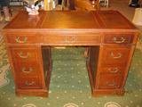 Gorgeous mahogany knee hole desk