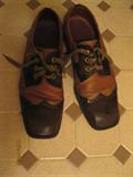 Cool retro shoes ???!! Haven't found the zoot suit.......Scott says he had some like that !