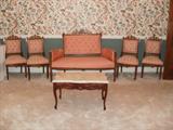 Dogwood Carved Crest Parlor Set