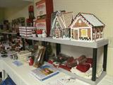 Traditions Gingerbread houses, Christmas linens