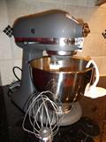 Tilt-back Kitchen Aid Ultra-Power Mixer with 3 attachments