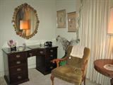 Mahogany dressing table/desk 