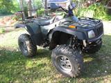 2003 arctic cat 400 4x4 with 2500# Wench, Back Rack, Hand Guards, 817 mi.on it.