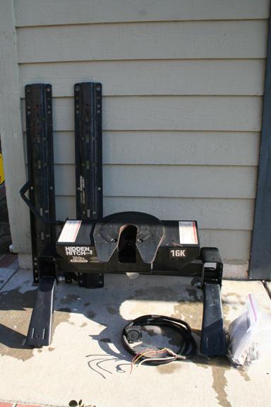 Hidden Hitch 16K For Fifth Wheel Trailer