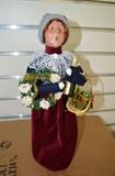 Byers Choice-Caroler Figurine
