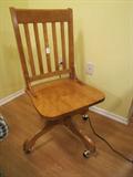 Nice Oak desk chair