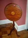 English Georgian diminutive tilt top table
