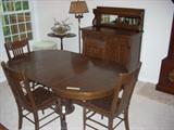 antique Mission-style oak dining room set - very nice