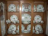 Marumi "Green Willow" china - large set
