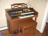 Lowrey organ