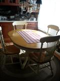 kitchen dinette