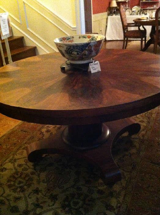             extra nice antique burl wood round table