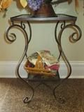 SMALL METAL ACCENT TABLE
WITH MOSSAIC TOP
