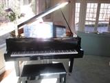 BABY GRAND PIANO YAMAHA