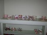 tea cups and saucers