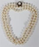 Lot#2177, PEARL NECKLACE WITH PLATINUM DIAMOND CLASP, L 45"8.5mm.