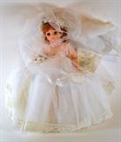 Vintage 1965 Madame Alexander Bride doll