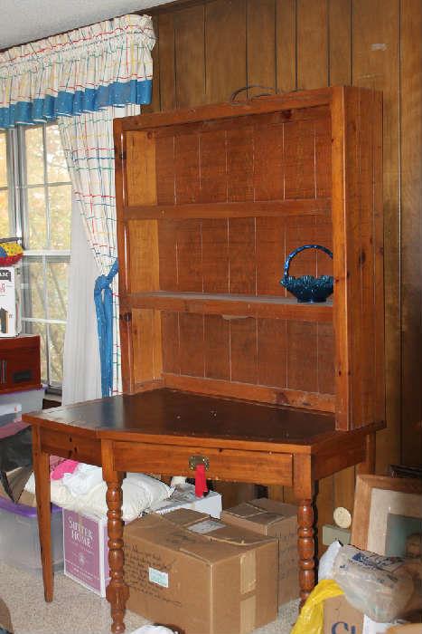 great pine desk usually made for corners