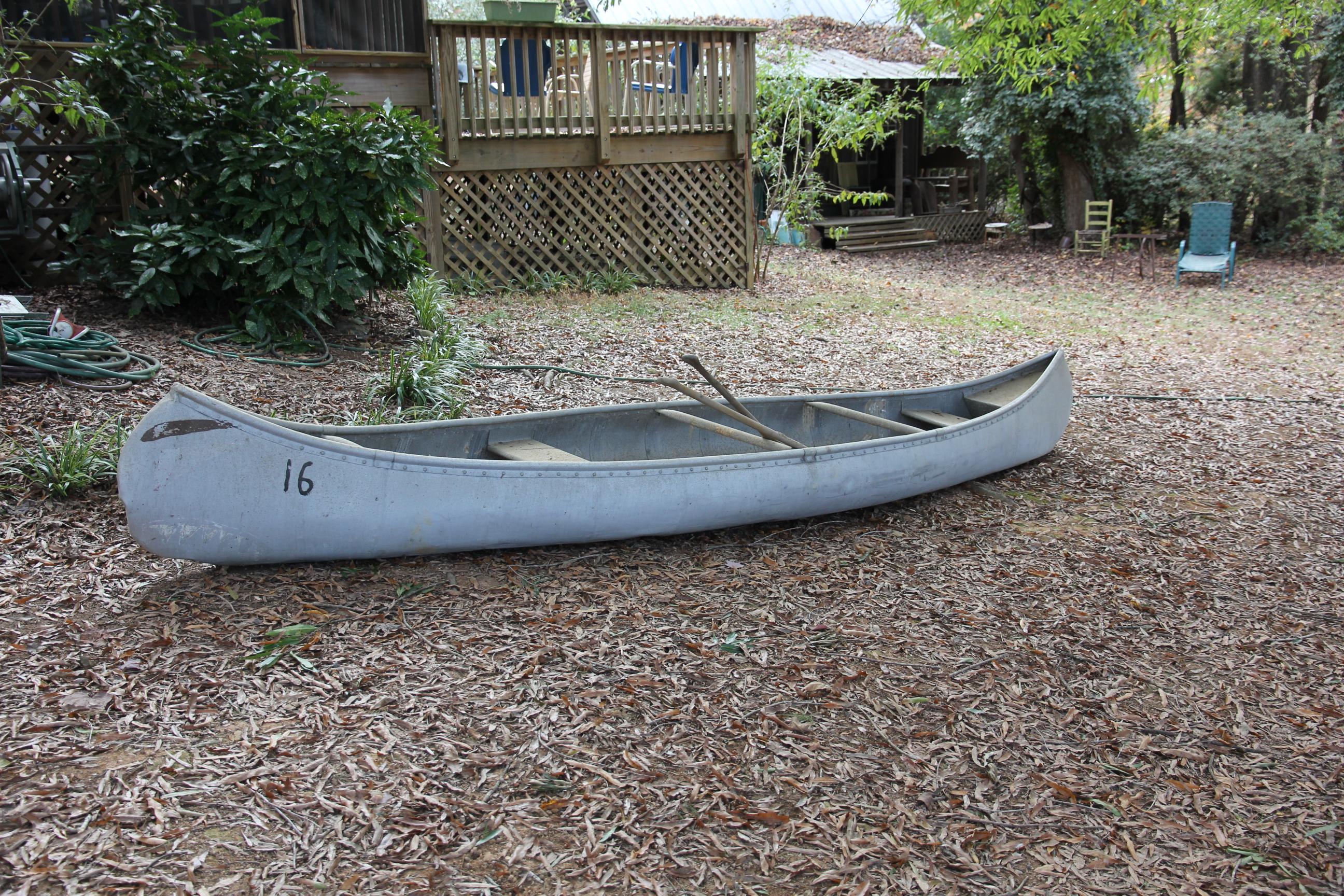 vintage canoe, purchased in 1950, possible 1940s  Grumman prototype, 18 ft., welded seams, no keel, aluminum