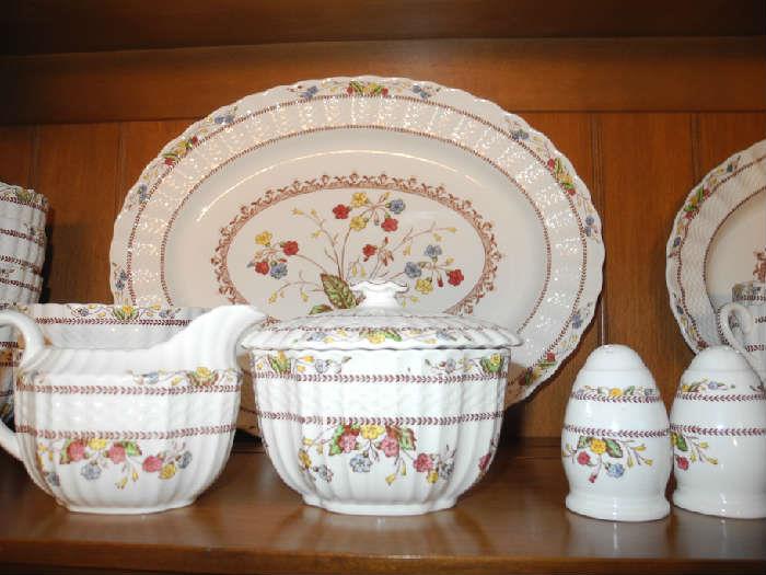 Gorgeous Spode Cowslip - huge set!