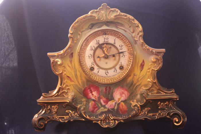 Antique Ansonia Royal Bonn clock in excellent working condition