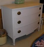 Duncan Phyfe Chest Drawers in white