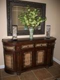 HOOKER LARGE ENTRY CONSOLE