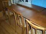 Drexel Mid Century Dining Room table w/6 chairs w/3 leaves and pad