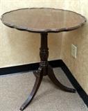 Antique Chippendale style piecrust tripod mahogany table circa 1900