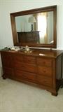 dresser with beautiful miror