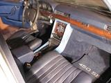 interior of Mercedes 450 SL
