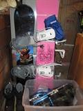 Snowboarding equipment 