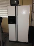 ~ GENERAL ELECTRIC GE ENERGY EFFICIENT  REFRIGERATOR ~