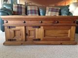Great for Blanket or Extra Storage, Coffee Table