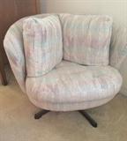 Modern swivel chair