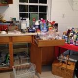 Utility room with full size washer dryer 