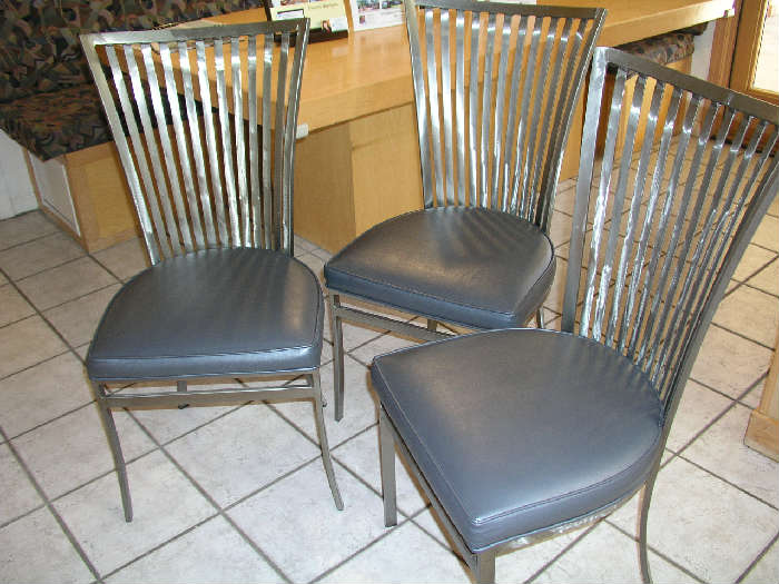 There are 5 of these beautiful chairs!